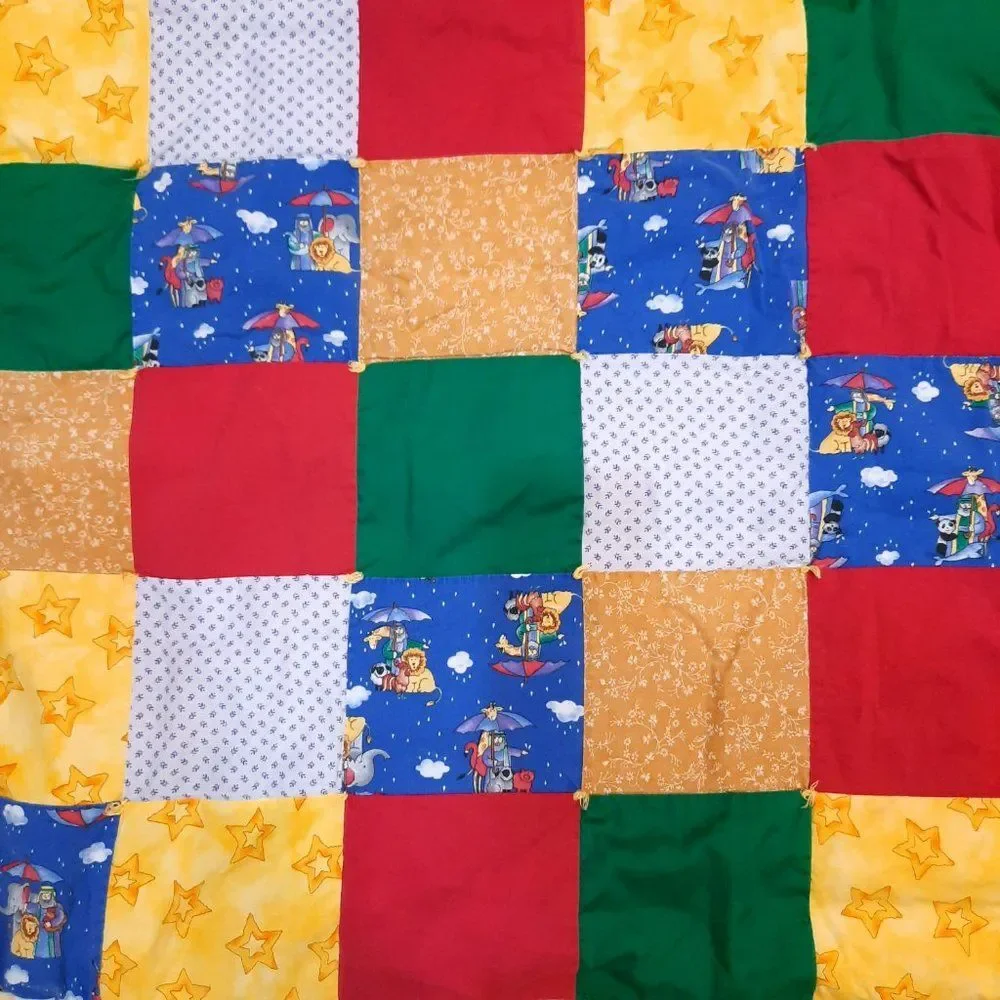 Vintage Noah's Ark baby Quilt Handmade Nursery Bedding‎ Primary colors Patchwork
